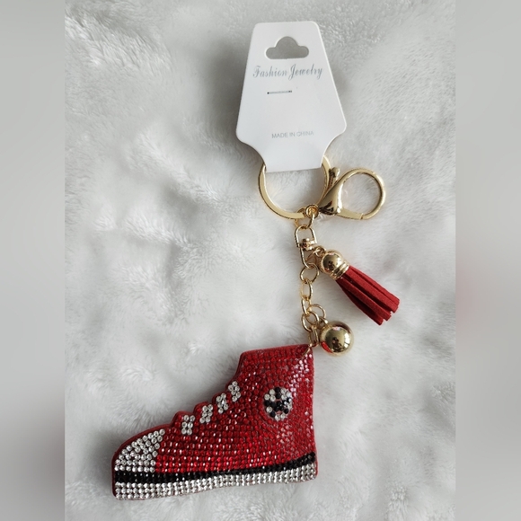 Red Rhinestone Sneaker And Queen Crown Soft Keychain Set - Picture 2 of 7